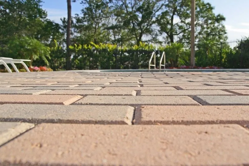 Concrete pool deck